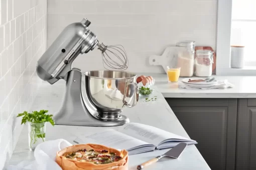 KitchenAid - Artisan Series 5 Quart Tilt-Head Stand Mixer -Contour Silver - Image 3